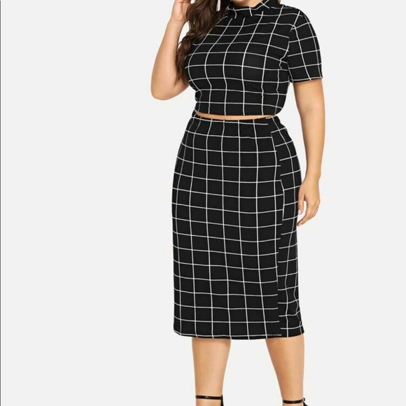 Plus size XL , 2 piece Black and white stripes midi skirt set - Picture 4 of 5